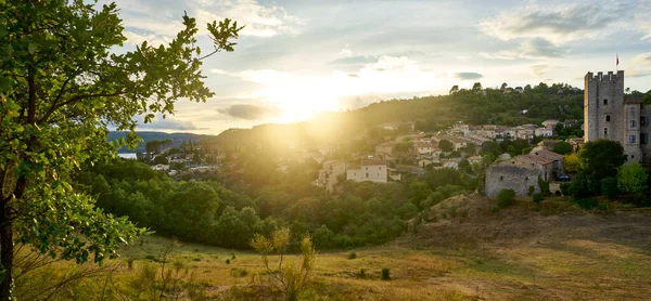 Günbatımında Fransa Nın Güneyinde Provence Deki Esparron Verdon Ortaçağ Köyü — Stok fotoğraf