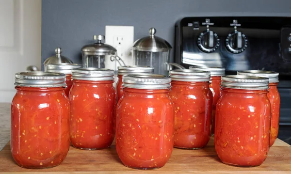 Freshly Home Canned Home Grown Organic Crushed Tomatoes — Stock Photo, Image