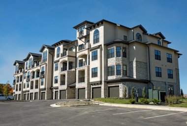 Yeni Yapılan Çağdaş Konut Apartmanları