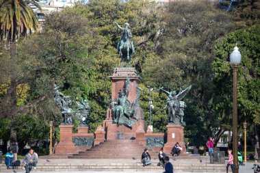Buenos Aires 'teki güzel anıt, Arjantin
