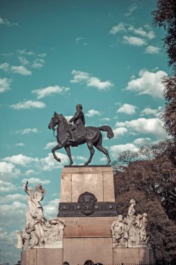 Buenos Aires Anıtı, Arjantin