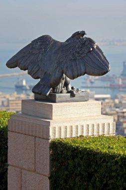 Hayfa, İsrail - 7 Kasım 2019: Şehrin en tepeden panoraması