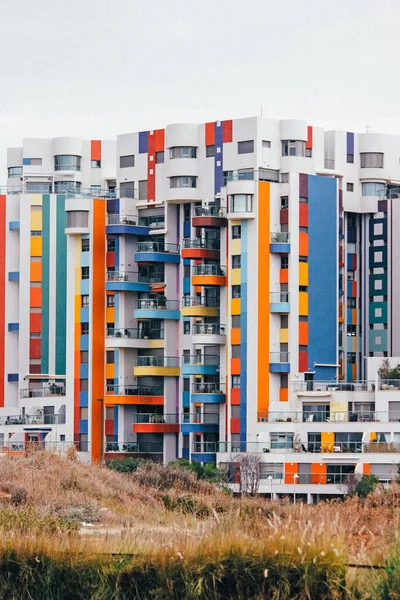 Tel Aviv, İsrail - 7 Kasım 2019: Modern mimari