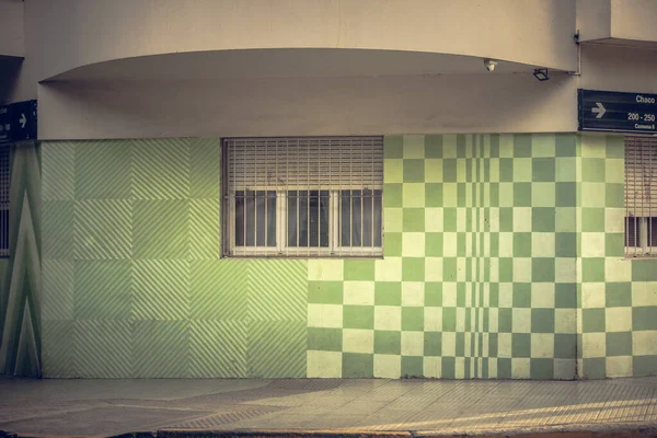 Mooie Groene Witte Muren Van Modern Gebouw — Stockfoto