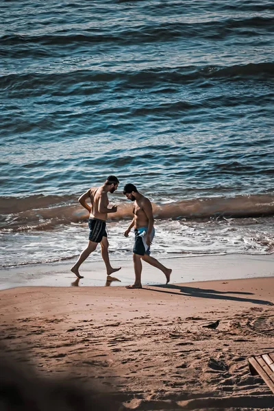 Young Men Jogging Beach — Stock Photo, Image