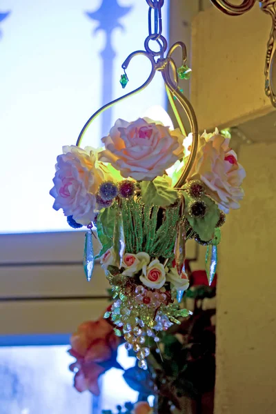 Close View Beautiful Colorful Flowers Decorative Crystals Elegant Interior — Stock Photo, Image