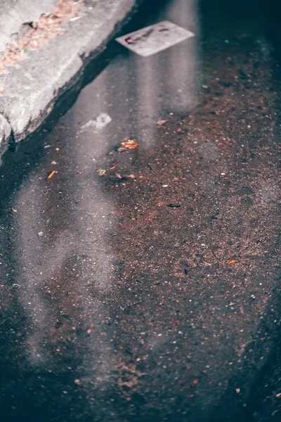 Poça Chuva Estrada — Fotografia de Stock