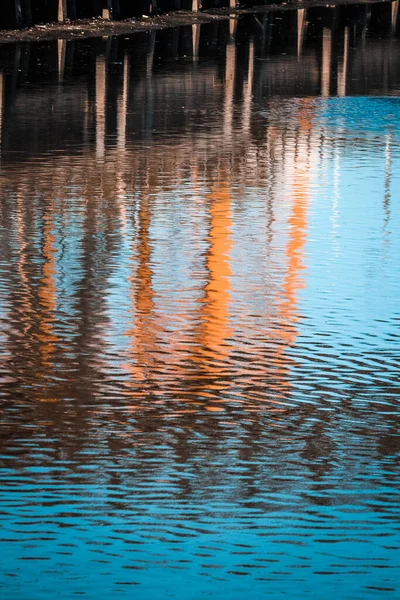 Bela Vista Lago Cidade — Fotografia de Stock