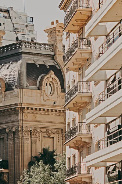 Elementos Decoración Arquitectónica Edificios Antiguos Balcones Ventanas —  Fotos de Stock