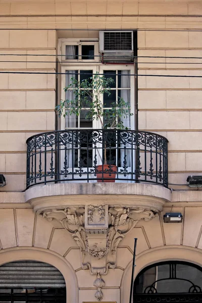 Tiro Close Janela Edifício Antigo — Fotografia de Stock