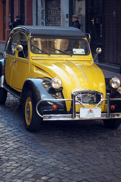 Buenos Aires Arjantin Kasım 2019 Sokakta Klasik Araba — Stok fotoğraf