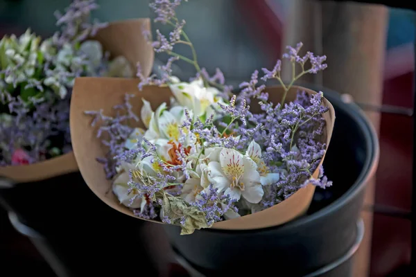 Güzel Bir Buket Çiçek Yakın — Stok fotoğraf