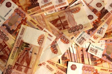 Rus parası. Khabarovsk manzaralı beş bininci Rus rublesi. Yumuşak ışık.