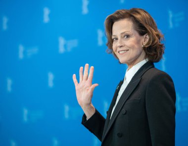Sigourney Weaver, 20 Şubat 2020 'de Almanya' nın başkenti Berlin 'de düzenlenen 70. Berlinale Film Festivali sırasında 