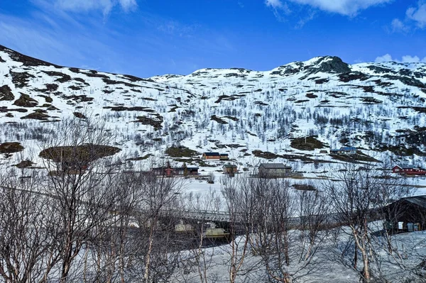 Dağların güzel manzarası