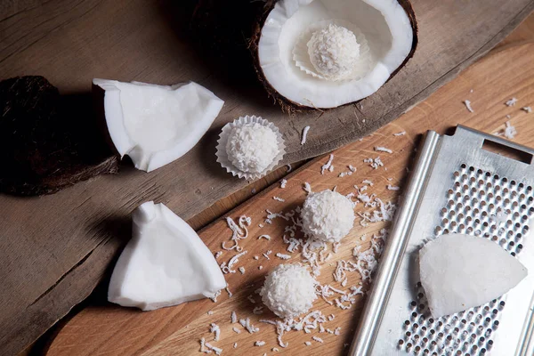 Primer Plano Coco Con Pulpa Blanca Viruta Coco Trufas Coco — Foto de Stock