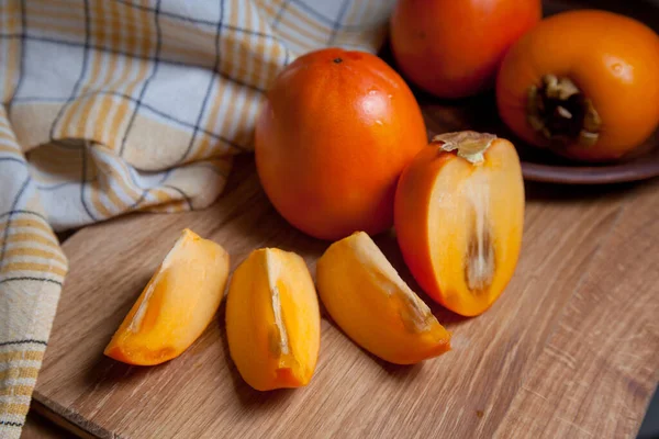 Composition Ripe Delicious Whole Persimmon Fruits Half Sliced Fruit Ready — Stock Photo, Image