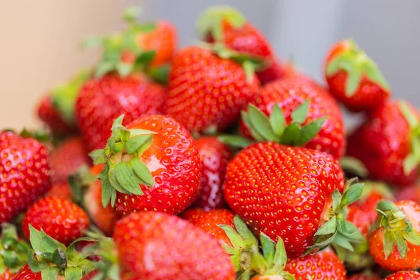 Fresh Ripe Delicious Strawberries Bowl Healthy Food Vegetarian — Stock Photo, Image