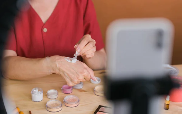 Middle Aged Female Beauty Blogger Influencer Makeup Product Recording Video — Stock Fotó