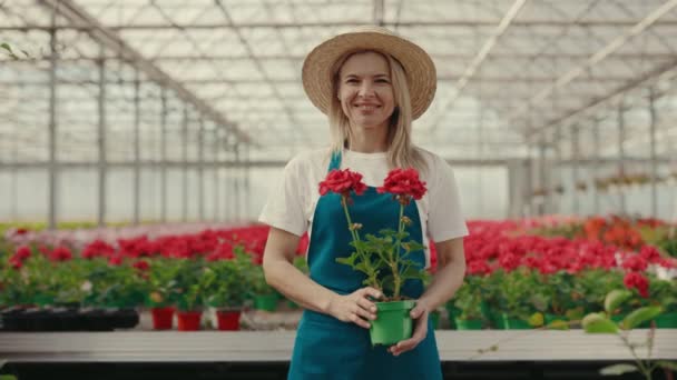 Florist African American Woman Portrait Flower Shop Greenhouse Worker Smiling — Videoclip de stoc