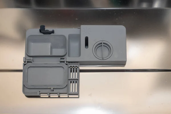 Compartimento Para Insertar Una Tableta Detergente Para Lavavajillas Como Concepto — Foto de Stock