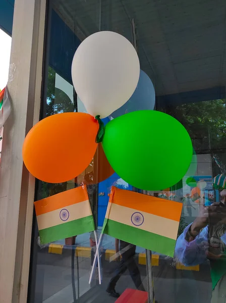 Preparation August Glass Bar Decorated Indian Flag Balloon — Stockfoto