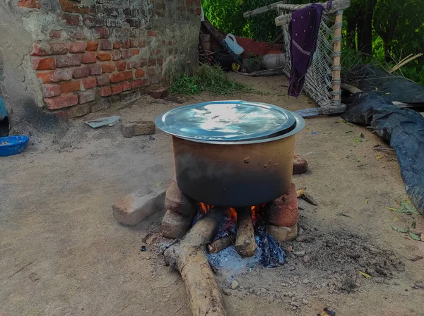 印度古吉拉特村传统食品Dal Bhat照片 — 图库照片