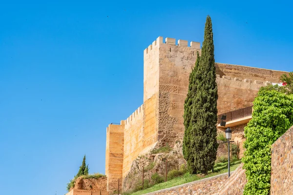 Caceres古城的井塔 西班牙的世界遗产 — 图库照片