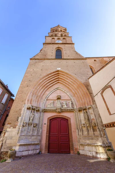 法国图卢兹圣尼古拉教堂钟楼 — 图库照片