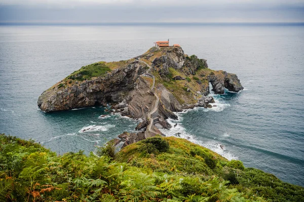 Scenic View San Juan Gaztelugatxe Gaztelugatxeko Doniene Hermitage Top Rock — Stock Photo, Image