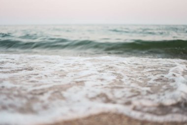 Kum bulanık deniz gökyüzü arka plan, yaz günü, kopya alanı ile ya da ürünü kapatın.