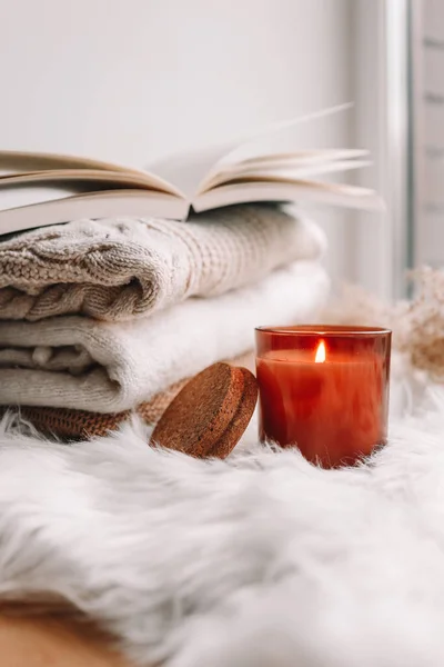 Burning Candle Sweaters Book Windowsill Autumn Mood —  Fotos de Stock