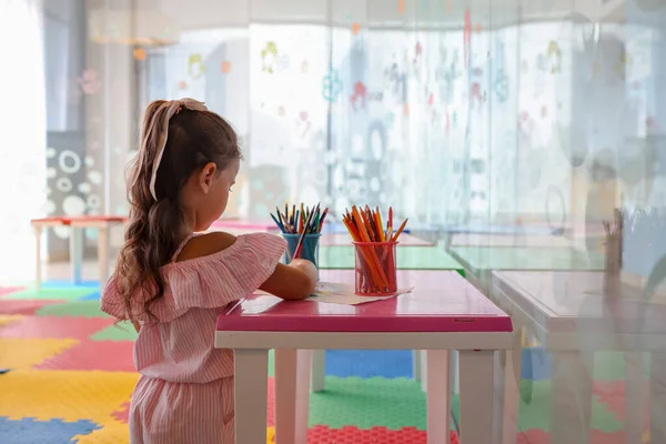 Little Girl Drawing Color Pen Paper Table Playroom Baby Healthy — Foto de Stock
