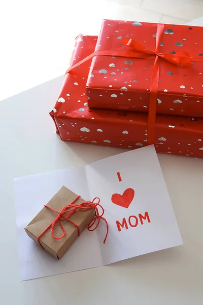 Handmade Postcard Love You Mom Mother Day Gifts Close —  Fotos de Stock