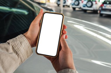 Uygulama veya web sitesi mockup promosyon için Mockup boş ekran cep telefonu. Otomobil bayiliği için ideal, otomobil servisi online, akıllı otomobil konsepti, Araba alışveriş online.