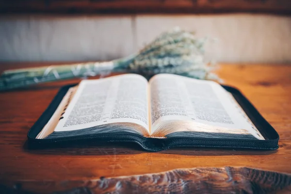 Bible Old Wooden Table Background — Stock Photo, Image