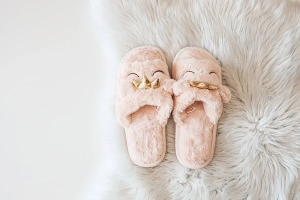 Home Slippers White Fluffy Carpet —  Fotos de Stock