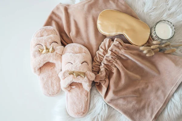Home Slippers Cozy Pajamas Fluffy White Plaid — Zdjęcie stockowe