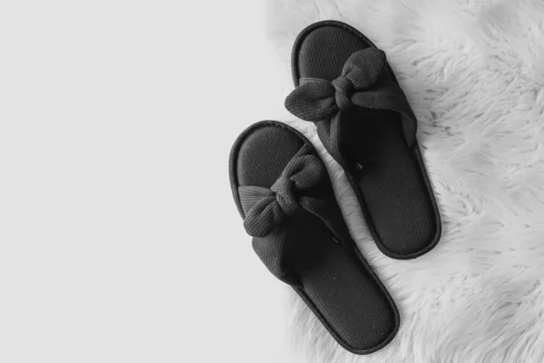 Home Slippers White Fluffy Carpet — Stok fotoğraf