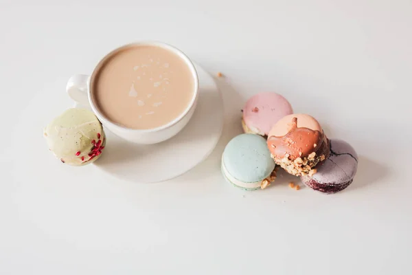 Morning Cup Coffee Colorful Cake Macaron Pastel Pink Background Top — Stok fotoğraf