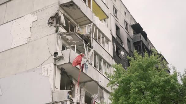 Borodyanka Ukrayna 2022 Irpin Kasabasının Bombalanması Sonucu Yıkılan Apartman Dairesi — Stok video