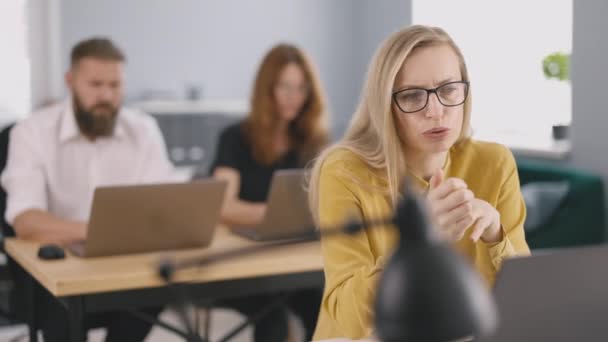 Caucasian Mature Sitting Office Desk Using Modern Laptop Video Call — 비디오
