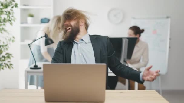 Mature Bearded Man Having Fun Office Dancing Rock Workplace — Stock video