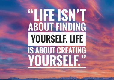 Gökyüzü arkaplanlı yaşam hakkında ilham verici bir alıntı, başarı yaşam alıntısı