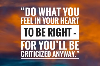 Hayat hakkında güzel doğal gökyüzü arka planına sahip başarı alıntısı, motivasyonel ilham alıntısı