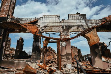 Rus birliklerinin Ukrayna 'daki hasarlı binası, Borodianka şehri 2022, 30 Nisan, Rus işgali Ukrayna şehri yıkıldı.