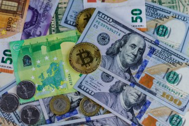 Amerikan doları ve euro banknotları