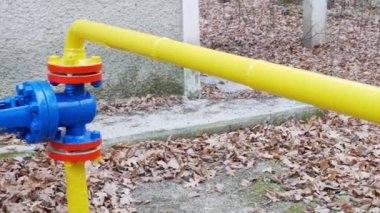 Gaz sahasında büyük bir gaz çıkışı var.