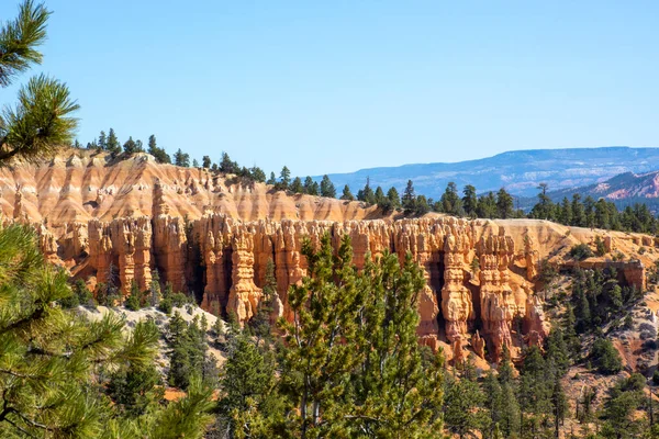 Park Narodowy Bryce Canyon, Utah, Stany Zjednoczone. Zapierający dech w piersiach widok na kanion Bryce. — Zdjęcie stockowe