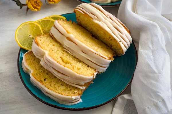 Lemon Cake Plate Lemons Delicious Homemade Dessert Breakfast High Quality — Stock Photo, Image